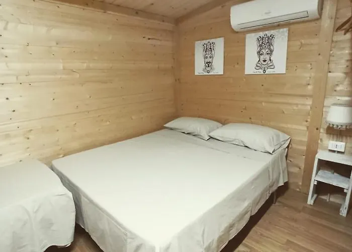 אתר קמפינג I Due Mari Portopalo Di Capo Passero